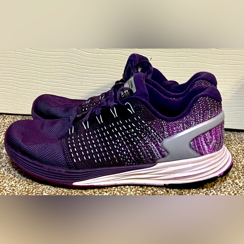 Nike Lunar Glide 7 Womens size 8.5 water repellent sneaker 803567-500